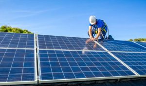Installation et mise en production des panneaux solaires photovoltaïques à Labarthe-sur-Leze
